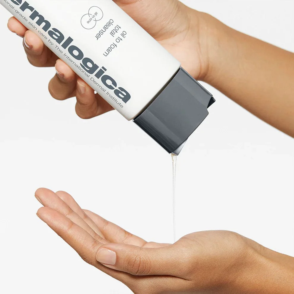 Dermalogica Oil to Foam Total Cleanser 250ml - Image 3
