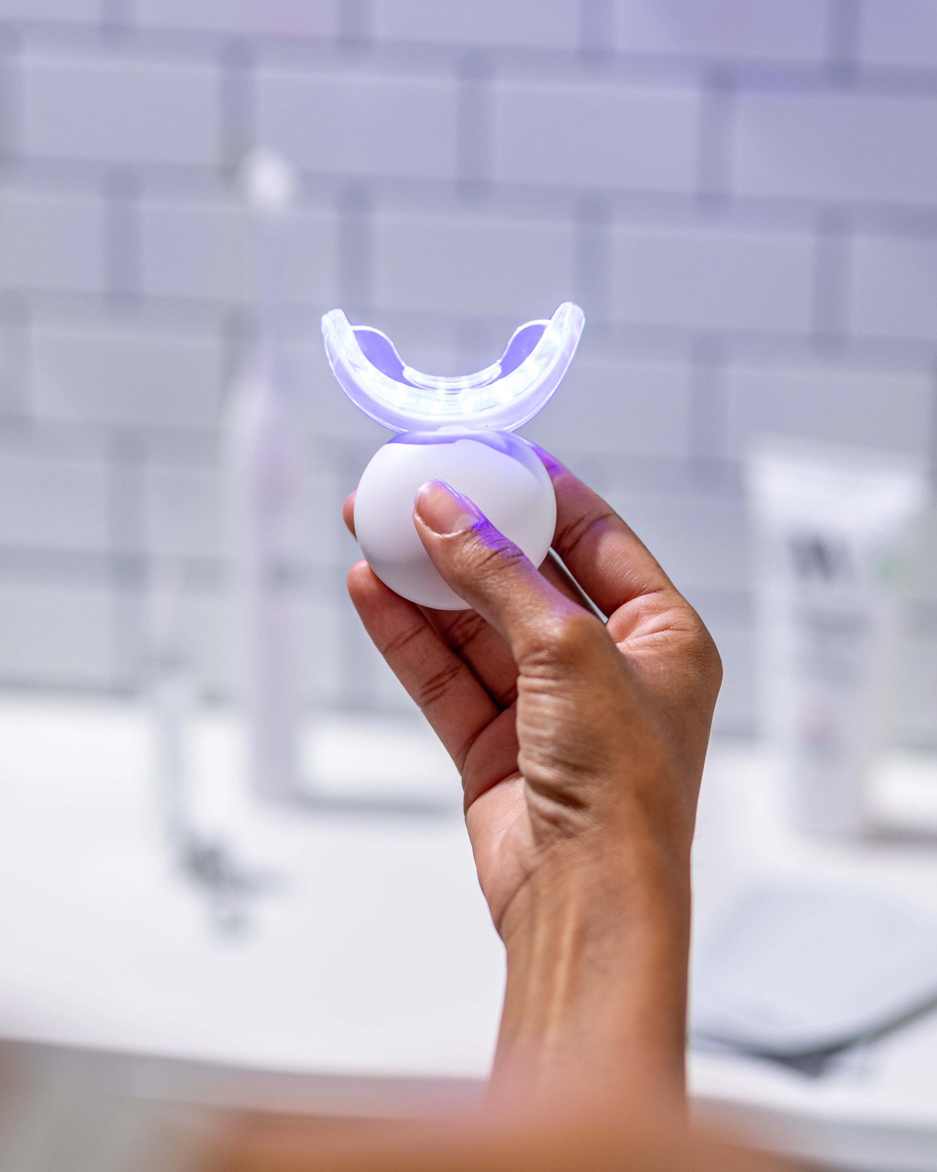 Spotlight Professional LED Teeth Whitening System - Image 4
